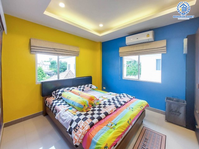 *****บ้านเดี่ยวมือสองย่านกรุงเทพฯ ม.แลนซีโอ รามอินทรา-วัชรพล เนื้อที่กว้าง 54.20 ตร.ว. ฟังก์ชัน 3 ห้องนอน 3 ห้องน้ำ ที่จอดรถ 2 คัน บนทำเลใกล้ทางด่วนรามอินทรา และถนนวงแหวนกาญจนาฯฝั่งตะวันออก เชื่อมต่อรถไฟฟ้า 2 สายทั้งสายสีชมพู "สถานีวัชรพล" และสายสีเขียว "สถานีสะพานใหม่" ใกล้จุดขึ้นทางด่วน "ฉลองรัช" จองเลย!